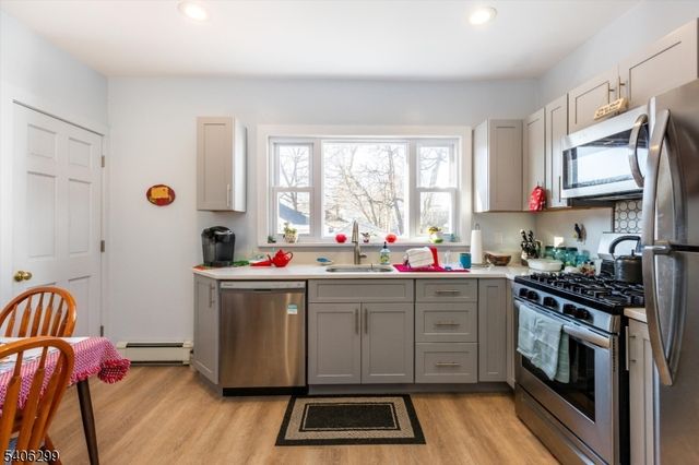 77 Stevens Ave, Little Falls Twp., NJ 07424