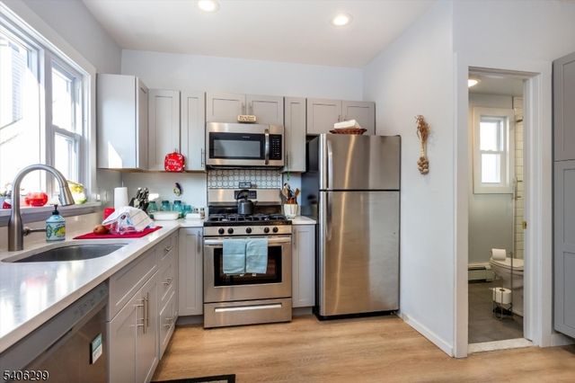 77 Stevens Ave, Little Falls Twp., NJ 07424