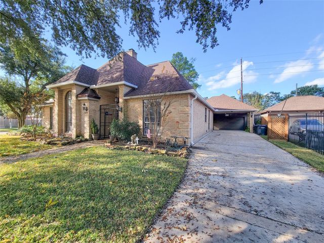5810 Glenmere Lane, Spring, TX 77379