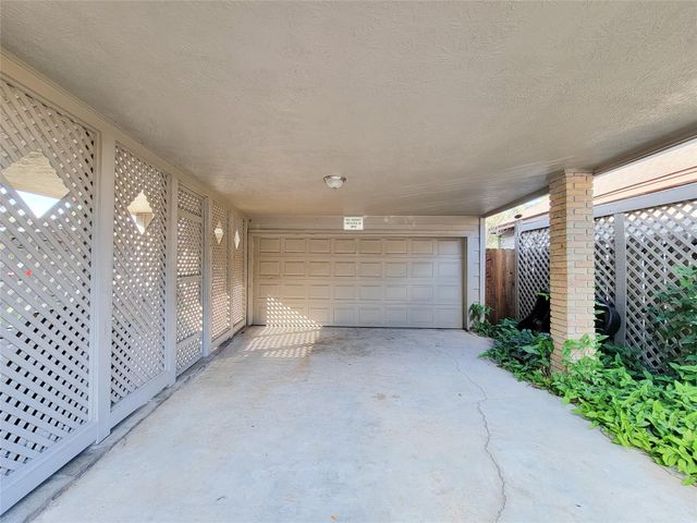 5810 Glenmere Lane, Spring, TX 77379