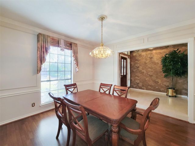 5810 Glenmere Lane, Spring, TX 77379