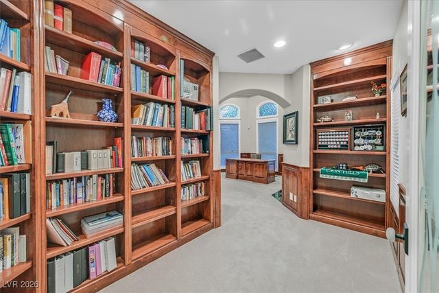 1809 White Hawk Court, Las Vegas, NV 89134