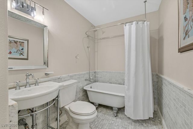 1809 White Hawk Court, Las Vegas, NV 89134