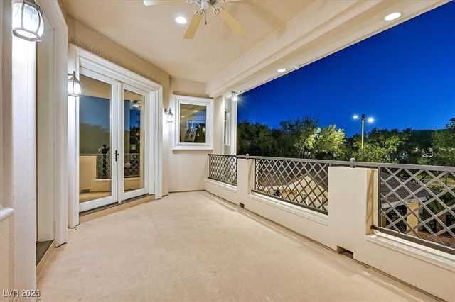 1809 White Hawk Court, Las Vegas, NV 89134