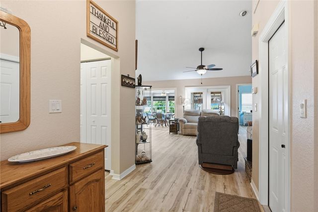 11722 CURRIE LANE F1, Largo, FL 33774