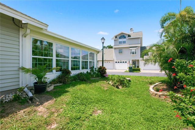 11722 CURRIE LANE F1, Largo, FL 33774