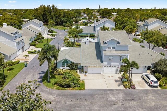 11722 CURRIE LANE F1, Largo, FL 33774