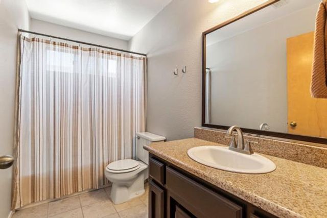 3501 Soda Canyon Dr, Ceres, CA 95307