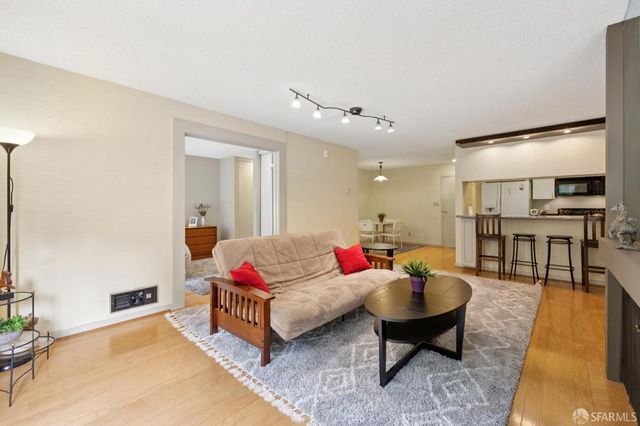 5320 Diamond Heights Boulevard 202K, San Francisco, CA 94117