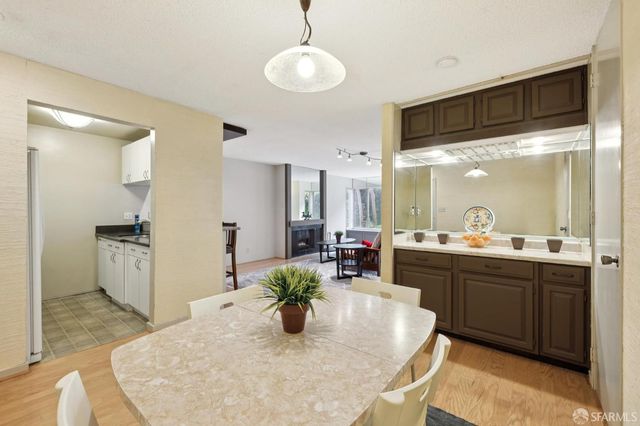 5320 Diamond Heights Boulevard 202K, San Francisco, CA 94117