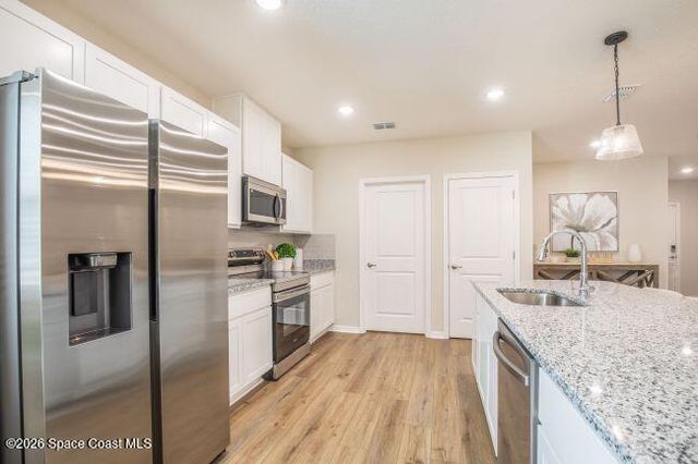 1407 Needle Palm Drive, Edgewater, FL 32132