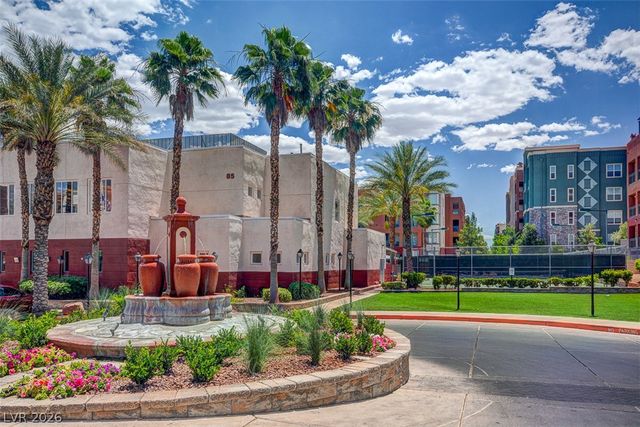 87 East Agate Avenue 301, Las Vegas, NV 89123