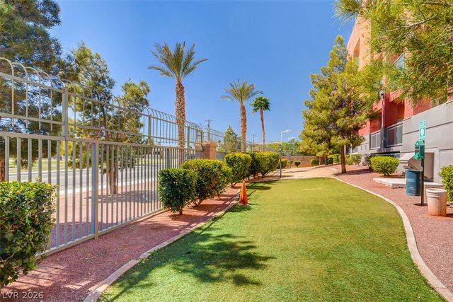87 East Agate Avenue 301, Las Vegas, NV 89123