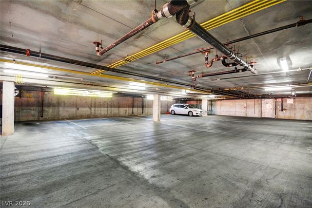 87 East Agate Avenue 301, Las Vegas, NV 89123