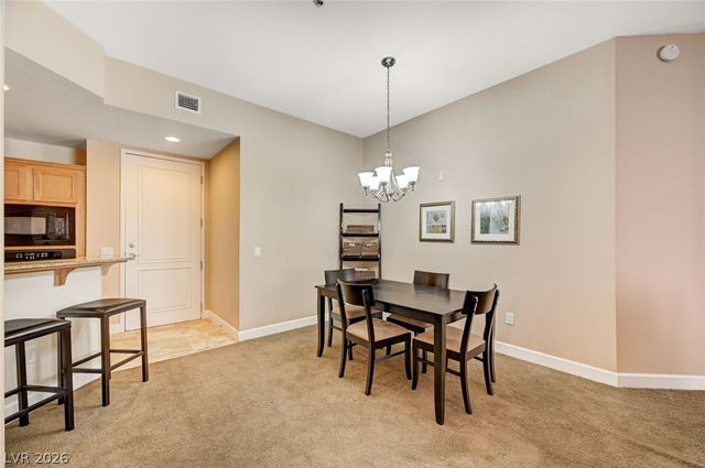 87 East Agate Avenue 301, Las Vegas, NV 89123