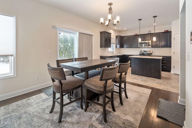 1 Cove Road, Colonie, NY 12047