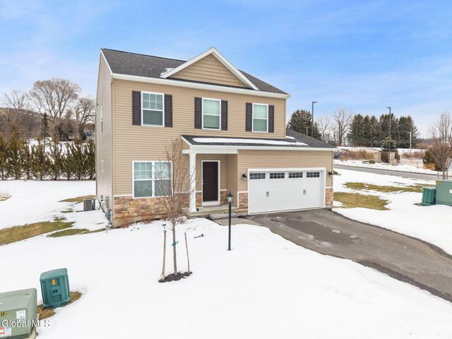 1 Cove Road, Colonie, NY 12047