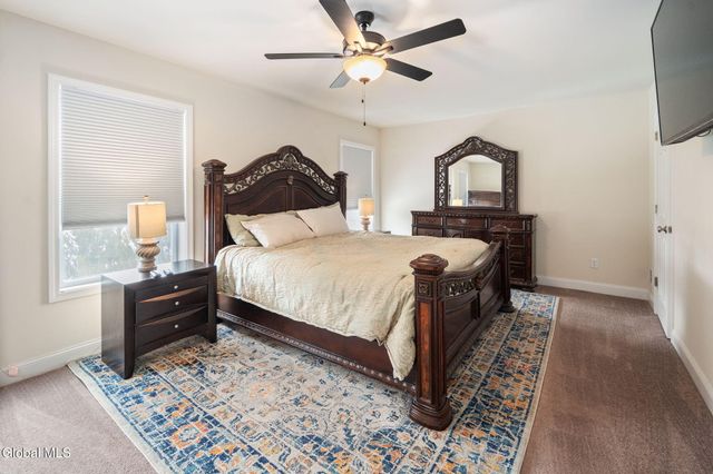 1 Cove Road, Colonie, NY 12047