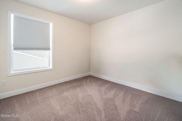 1 Cove Road, Colonie, NY 12047