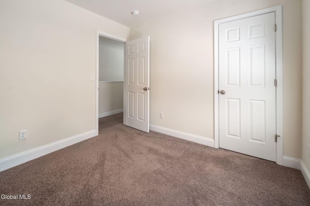 1 Cove Road, Colonie, NY 12047