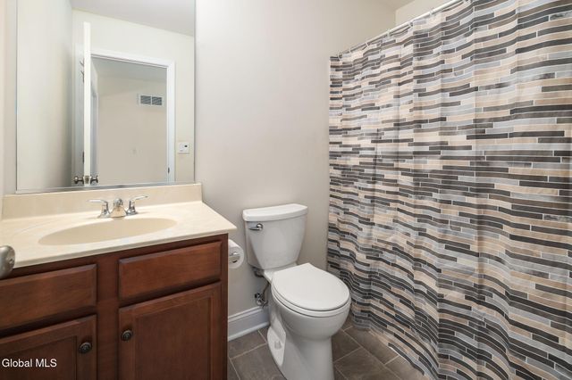 1 Cove Road, Colonie, NY 12047