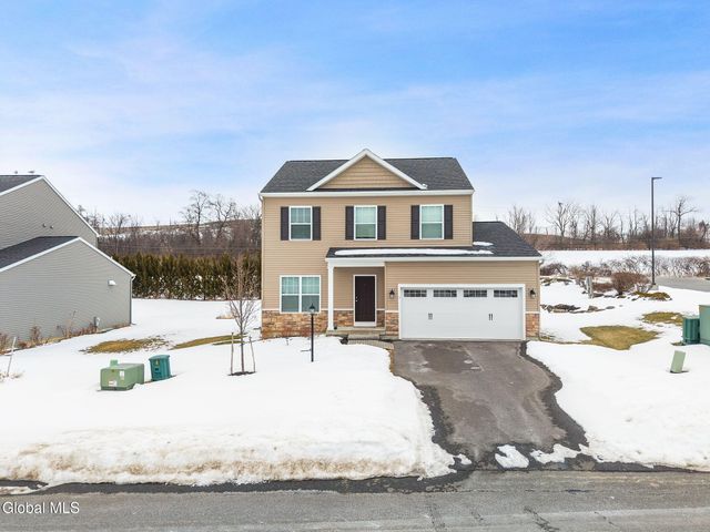 1 Cove Road, Colonie, NY 12047