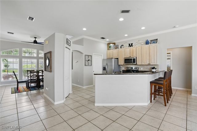 2246 Oxford Ridge CIR, Lehigh Acres, FL 33973