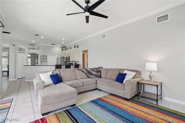 2246 Oxford Ridge CIR, Lehigh Acres, FL 33973