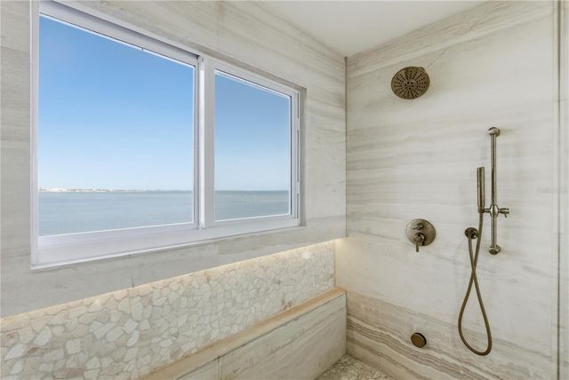 377 22ND AVENUE SE, St Petersburg, FL 33705