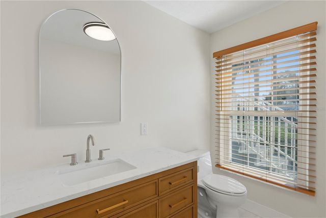 377 22ND AVENUE SE, St Petersburg, FL 33705