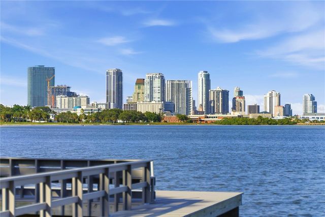 377 22ND AVENUE SE, St Petersburg, FL 33705