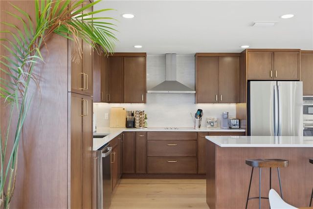 377 22ND AVENUE SE, St Petersburg, FL 33705