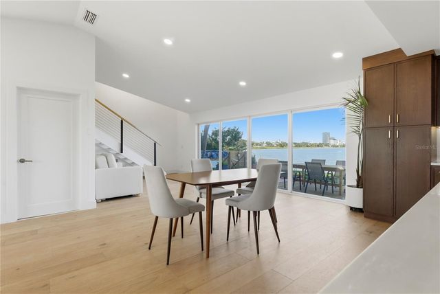 377 22ND AVENUE SE, St Petersburg, FL 33705