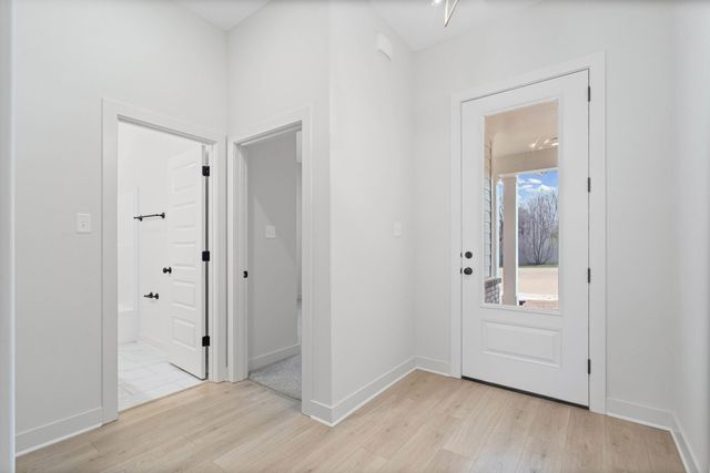 9935 KEMROCK DR S, Cordova, TN 38018