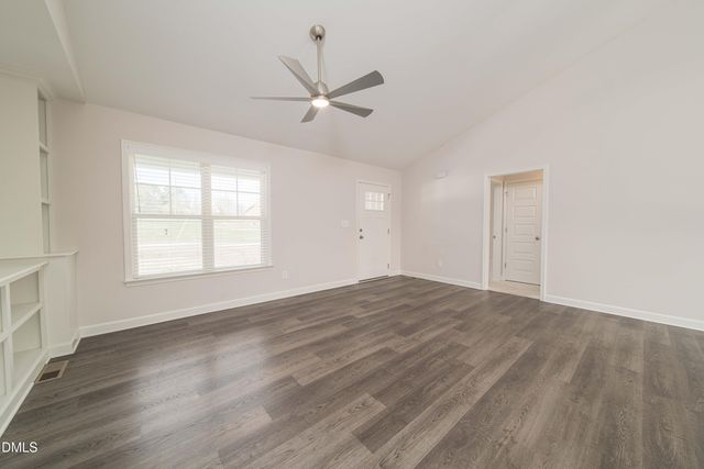 215 Tanglewood Drive, Louisburg, NC 27549