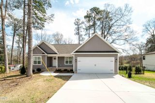 215 Tanglewood Drive, Louisburg, NC 27549
