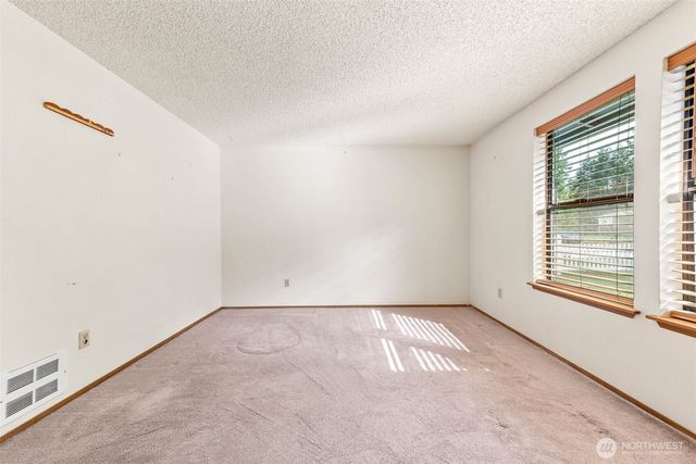 22902 41st Avenue Ct E, Spanaway, WA 98387