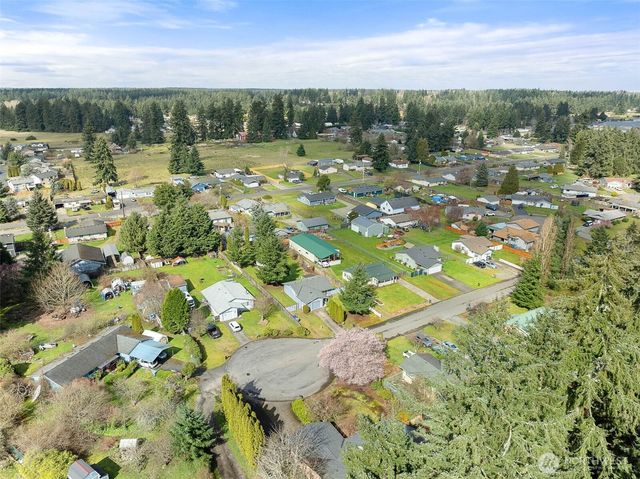 22902 41st Avenue Ct E, Spanaway, WA 98387