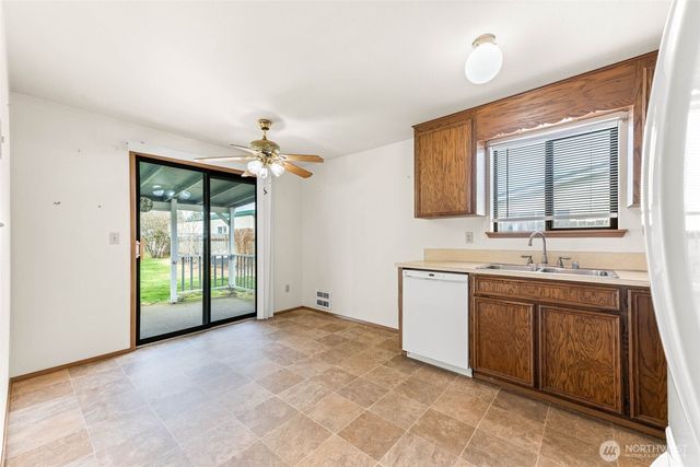 22902 41st Avenue Ct E, Spanaway, WA 98387