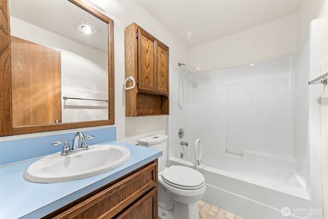 22902 41st Avenue Ct E, Spanaway, WA 98387