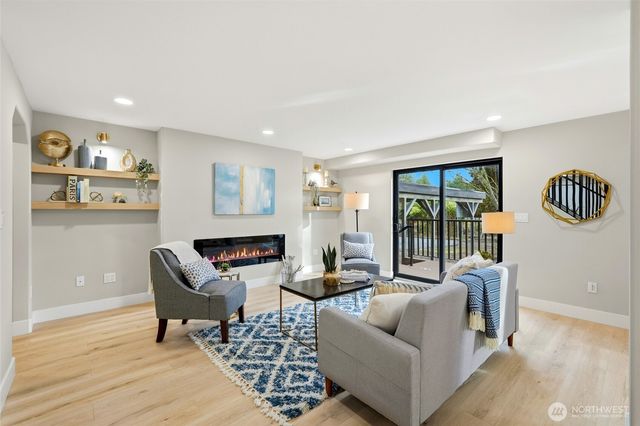 130 203rd Place SW, Lynnwood, WA 98036