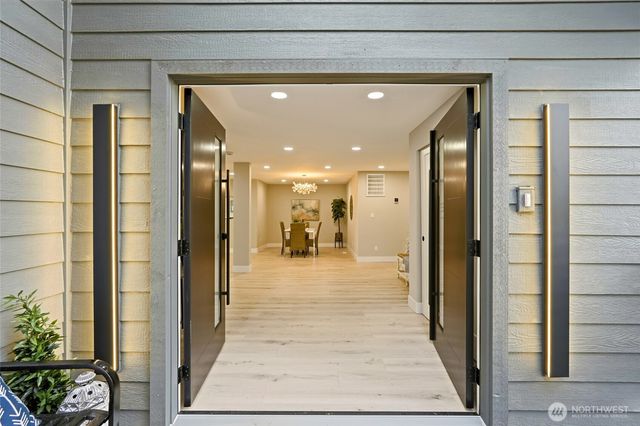 130 203rd Place SW, Lynnwood, WA 98036