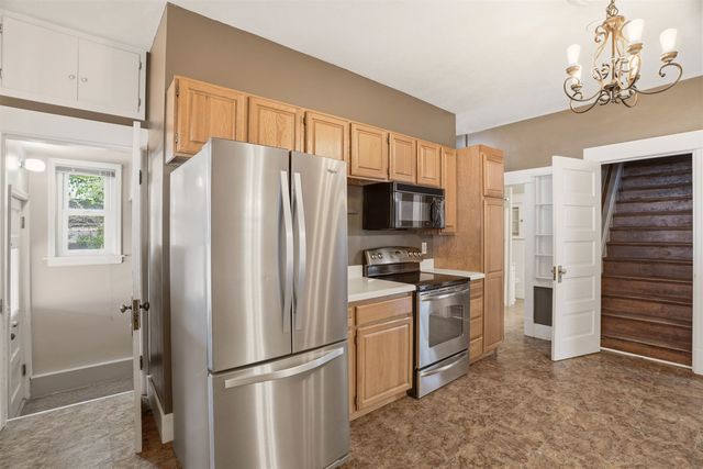 1613 W 11th Ave, Spokane, WA 99204