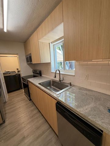 235 NE 46th St, Miami, FL 33137