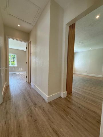 235 NE 46th St, Miami, FL 33137