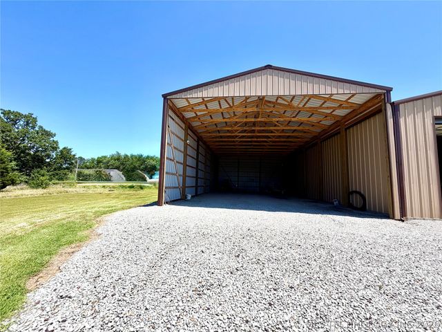 113246 S 4283 Road, Porum, OK 74455