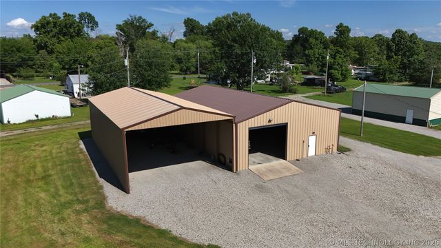 113246 S 4283 Road, Porum, OK 74455