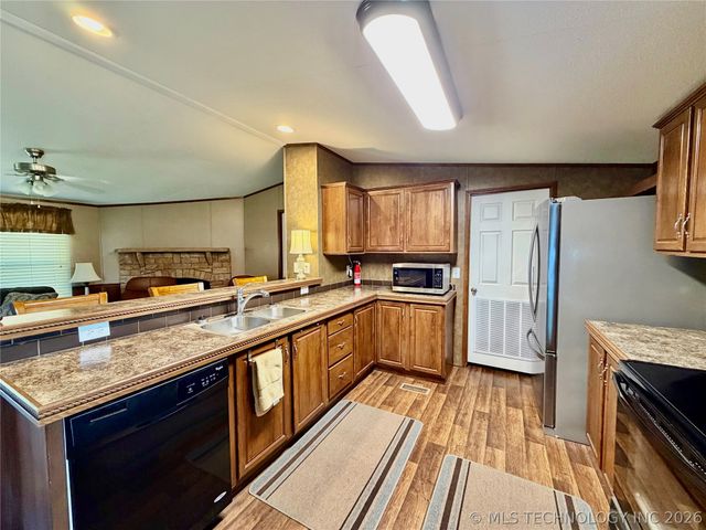 113246 S 4283 Road, Porum, OK 74455