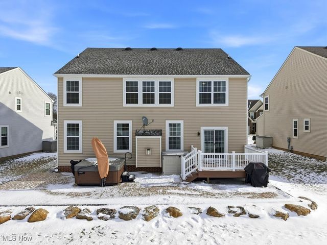 984 Hawkin Lane, Aurora, OH 44202