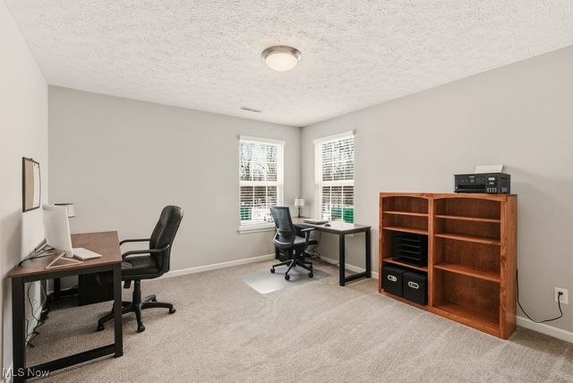 984 Hawkin Lane, Aurora, OH 44202